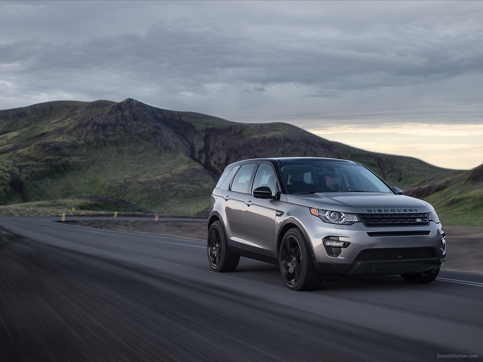 Land Rover Discovery Sport 2015